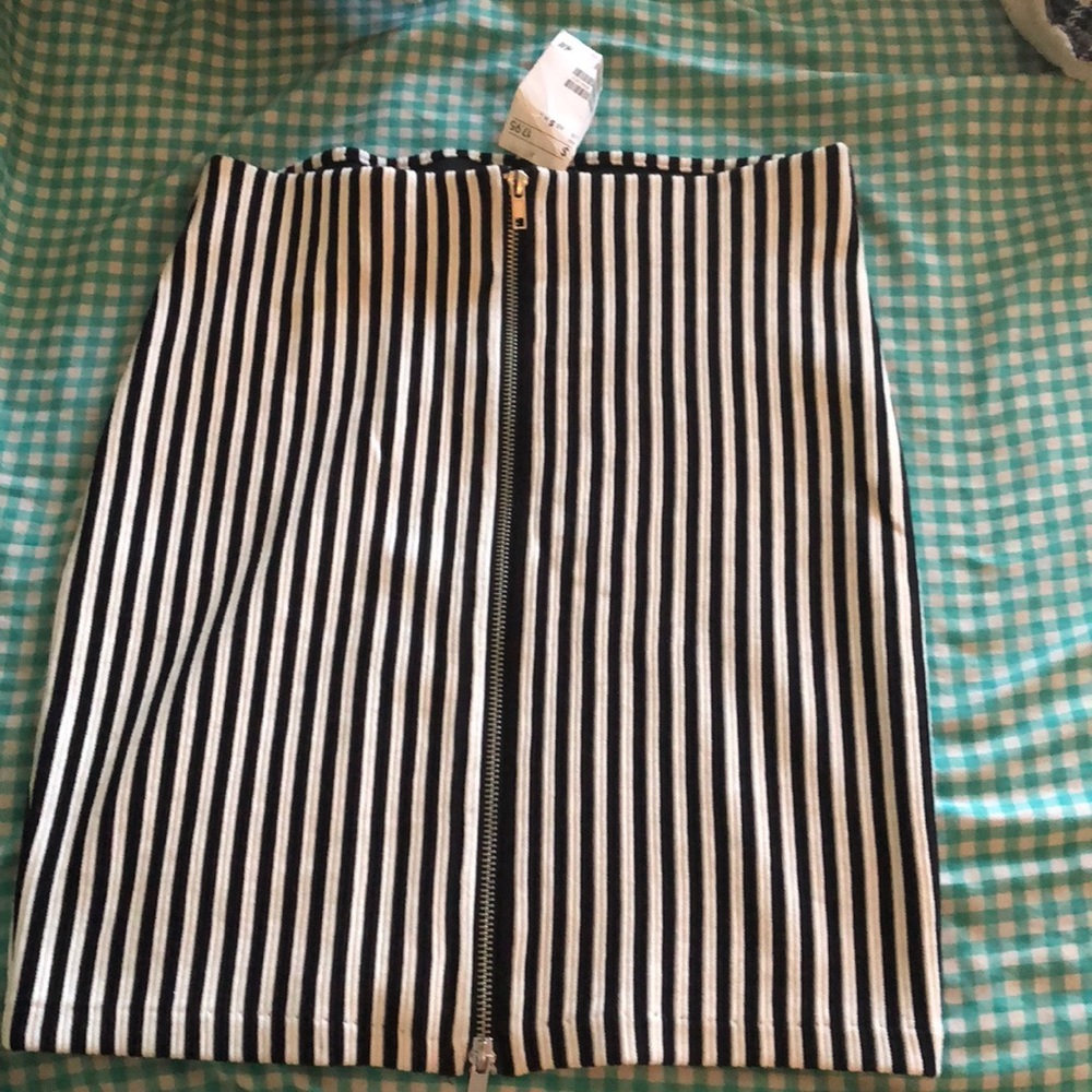 Black & White Stripe Skirt for sale‼️